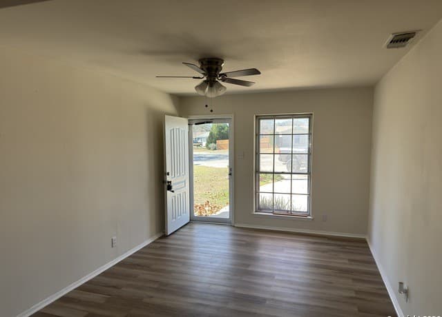 8816 Oakbrook — photo 4