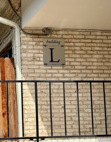 2-bedroom rental at 8038 Broadway Unit 223 in San Antonio, TX — photo 4