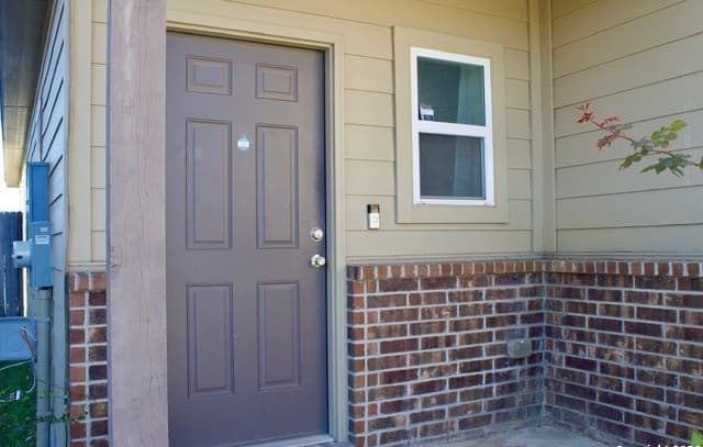 14615 Stirrup — photo 2