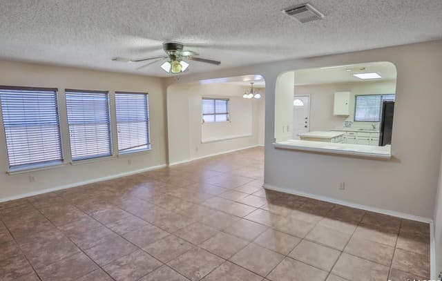 7811 Bypass — photo 5