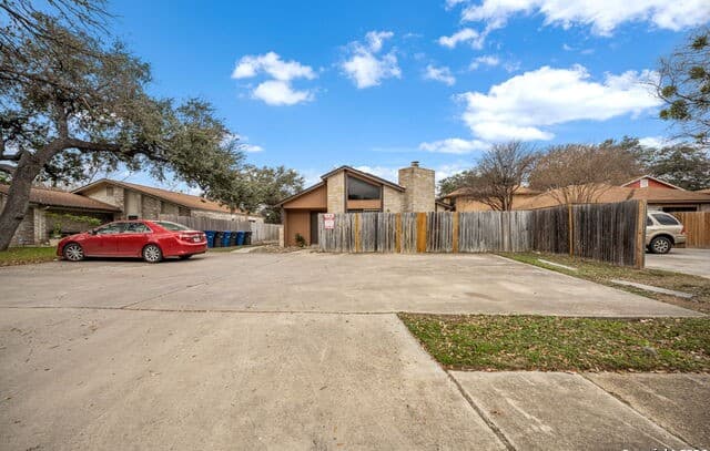 11703 Whisper Valley St — photo 1