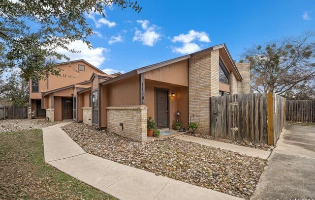 11703 Whisper Valley St — photo 3