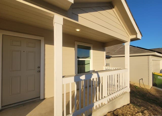 5341 Cloves Cove — photo 3