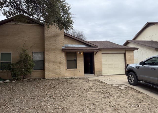 2-bedroom rental at 6806 Betty Levy in San Antonio TX