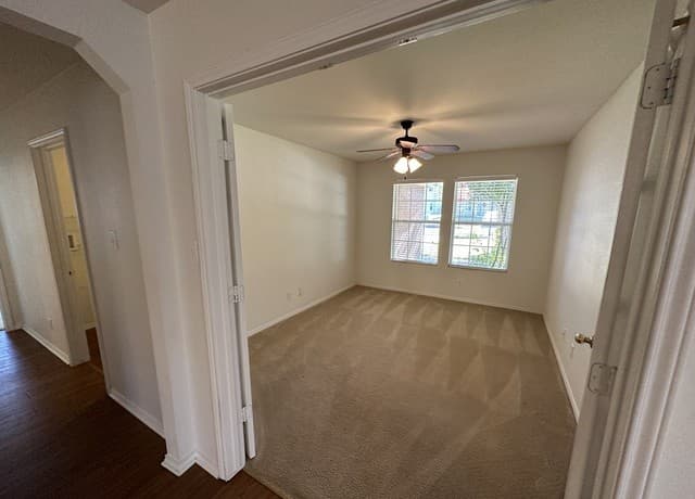 143 Oak Grove — photo 3