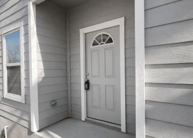 7356 Misty Ridge Dr Unit 11 — photo 3