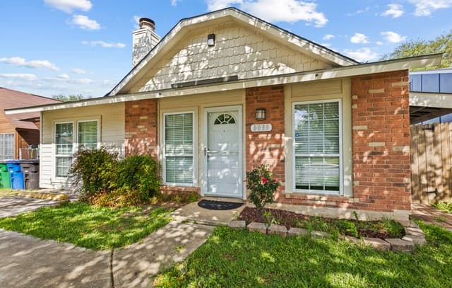 8033 Big Bend — photo 3