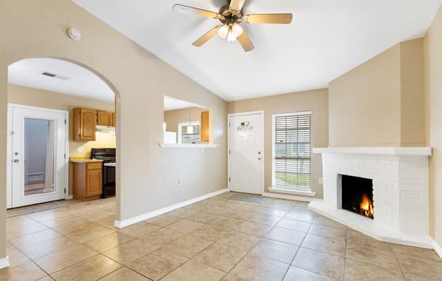 8033 Big Bend — photo 4