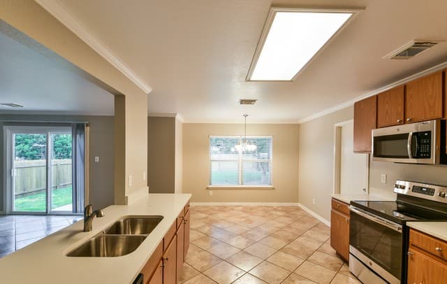 10207 Rainbow — photo 5