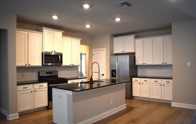 9210 Espradrille Run — photo 2