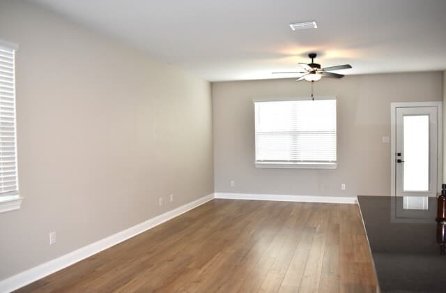 9210 Espradrille Run — photo 3