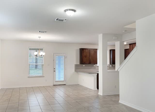 4660 Via Sonoma — photo 2