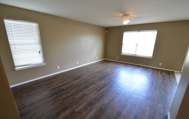 9139 Laguna — photo 2