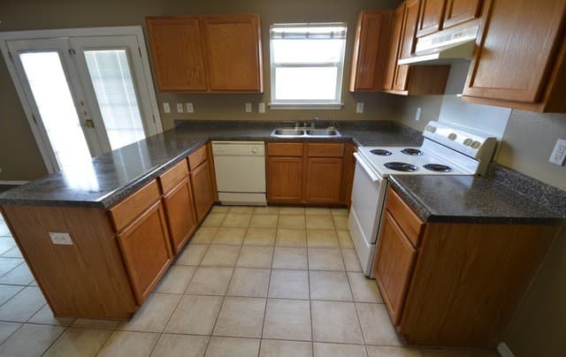 9139 Laguna — photo 4