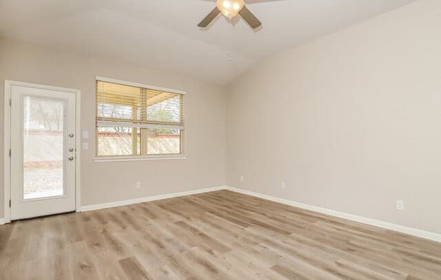 8233 Oak Harvest Dr — photo 5