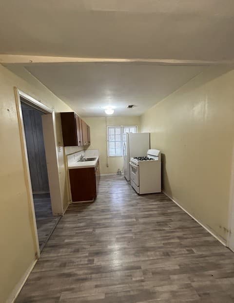 239 Hawthorne — photo 4