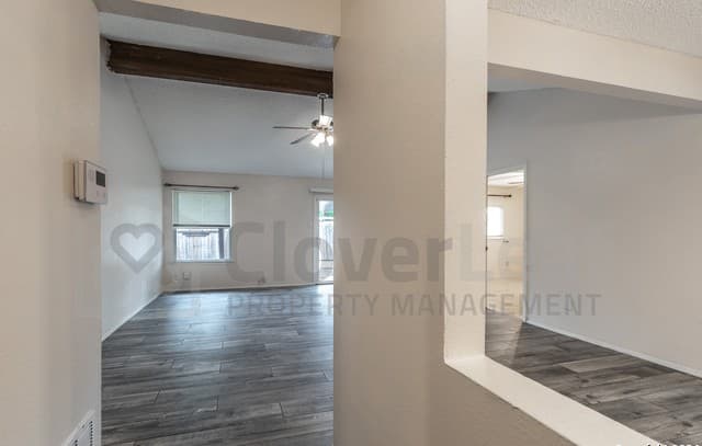 7627 Pipers Swan St — photo 5