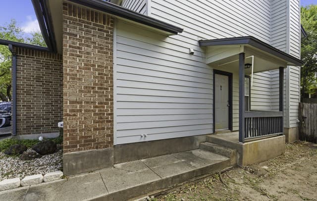 6126 Celtic — photo 2