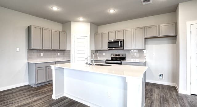 2563 Rambo Dr. — photo 5