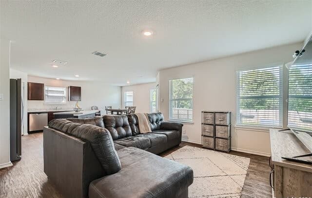 9535 Lowline — photo 3