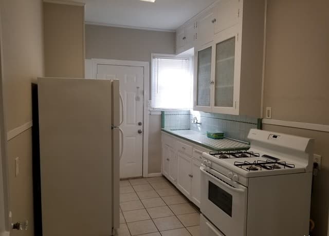 2238 Interstate 35 — photo 4