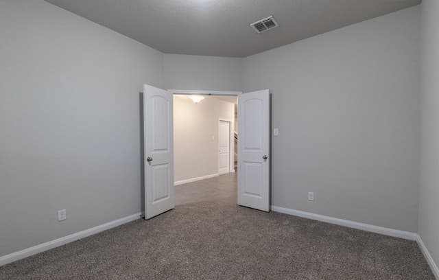 10230 Midsummer Meadow — photo 4