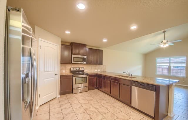 8934 Palmetto Falls — photo 5