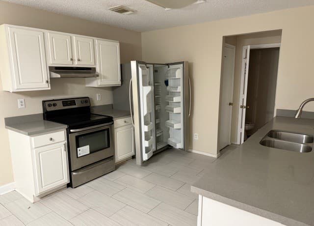 7823 Crystal Point — photo 4