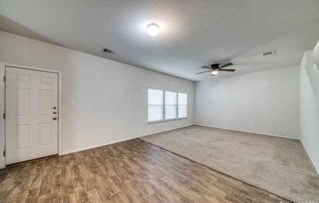 9535 Sandy Ridge — photo 3