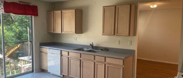 8615 Cross Spring — photo 5