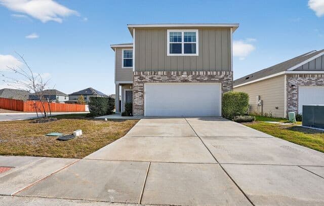 4-bedroom rental at 12879 Cygnus in San Antonio TX