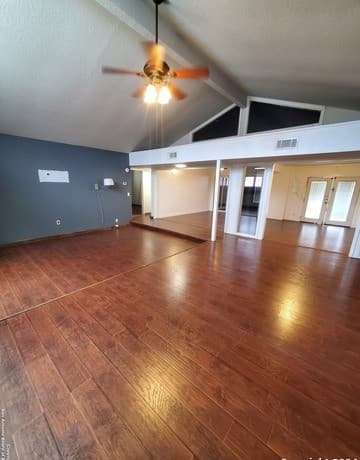 5295 Round Table — photo 2