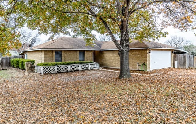 5017 Cherry Tree Dr — photo 2