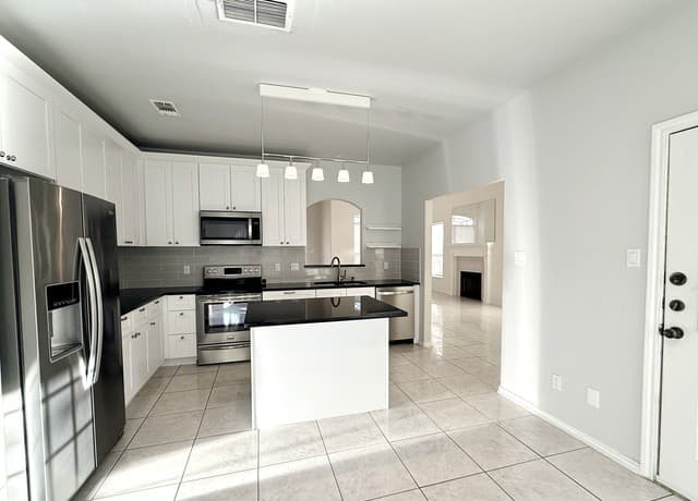 14911 Elkton — photo 5