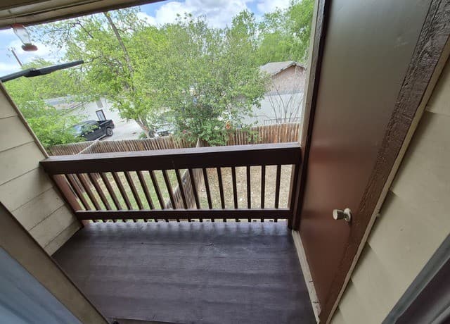 300 Moursund Blvd. Unit 10 — photo 5