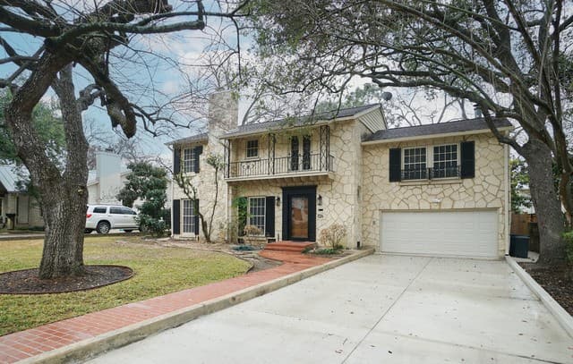 126 Stanford — photo 3