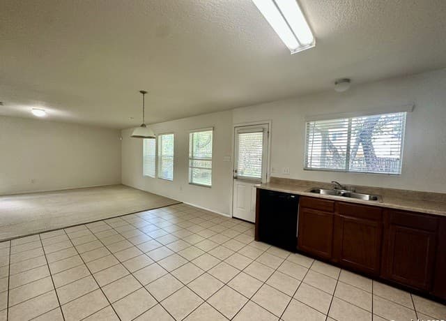 5811 Providence Oak — photo 3