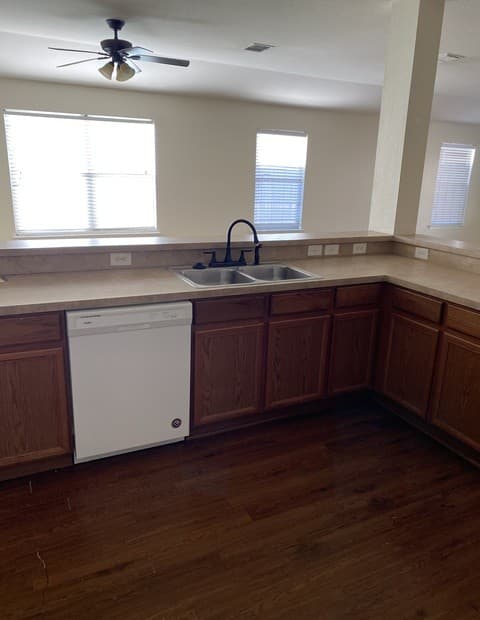 5244 Brookline — photo 5