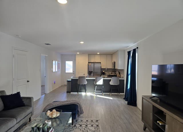 6814 Willow Lnd — photo 3