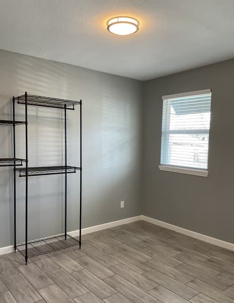 2703 Menchaca Unit 2 OR B — photo 4