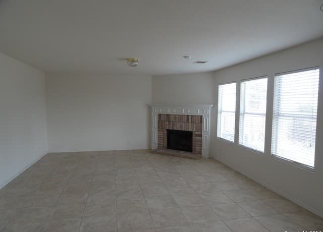 8026 Rio Niebla — photo 5