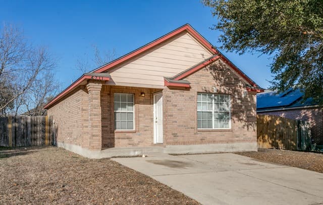 4711 Gavlick Farm — photo 2