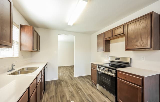 8918 Ashley Wilkes — photo 5