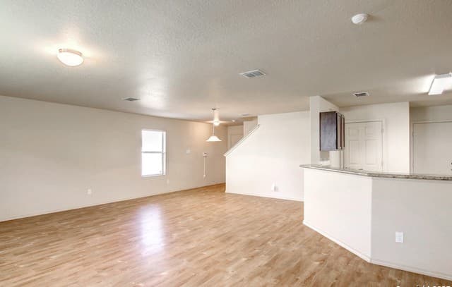 8903 Bonnie Butler — photo 5