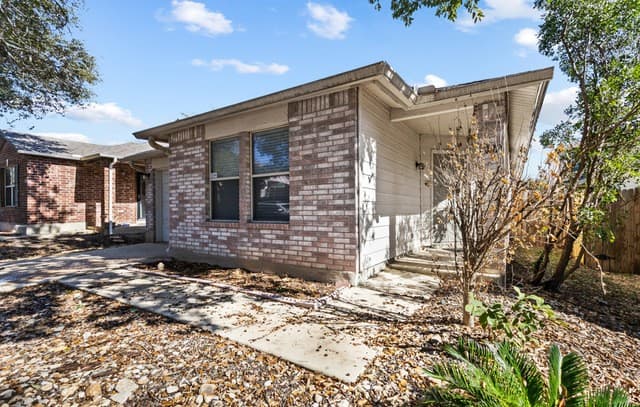 8022 Braes Run — photo 3