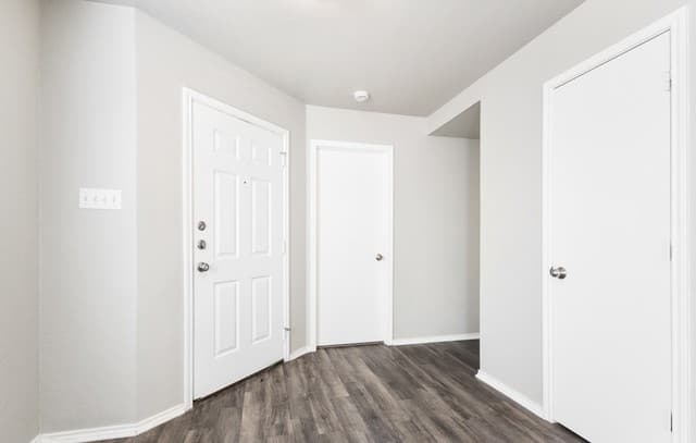 8022 Braes Run — photo 5