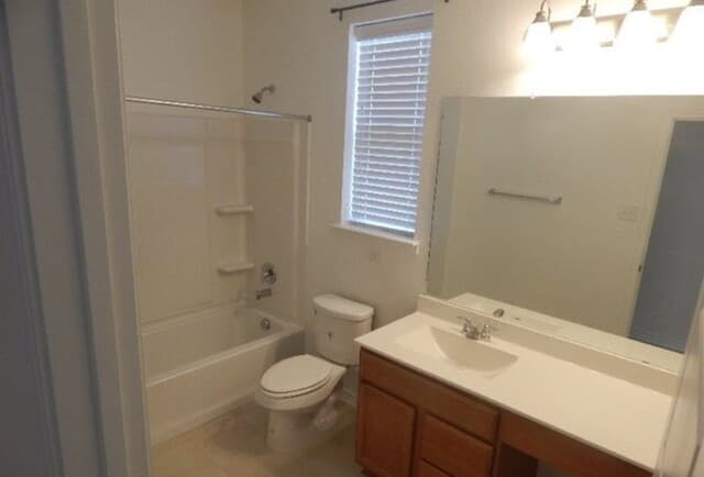 4511 Southton Way — photo 3