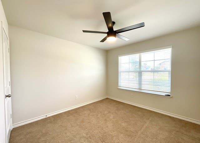 6326 Encore Oaks — photo 4
