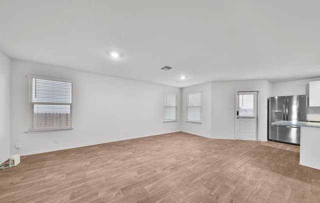 15410 Crimson Topaz — photo 4