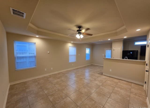 7006 Heathers Way — photo 2